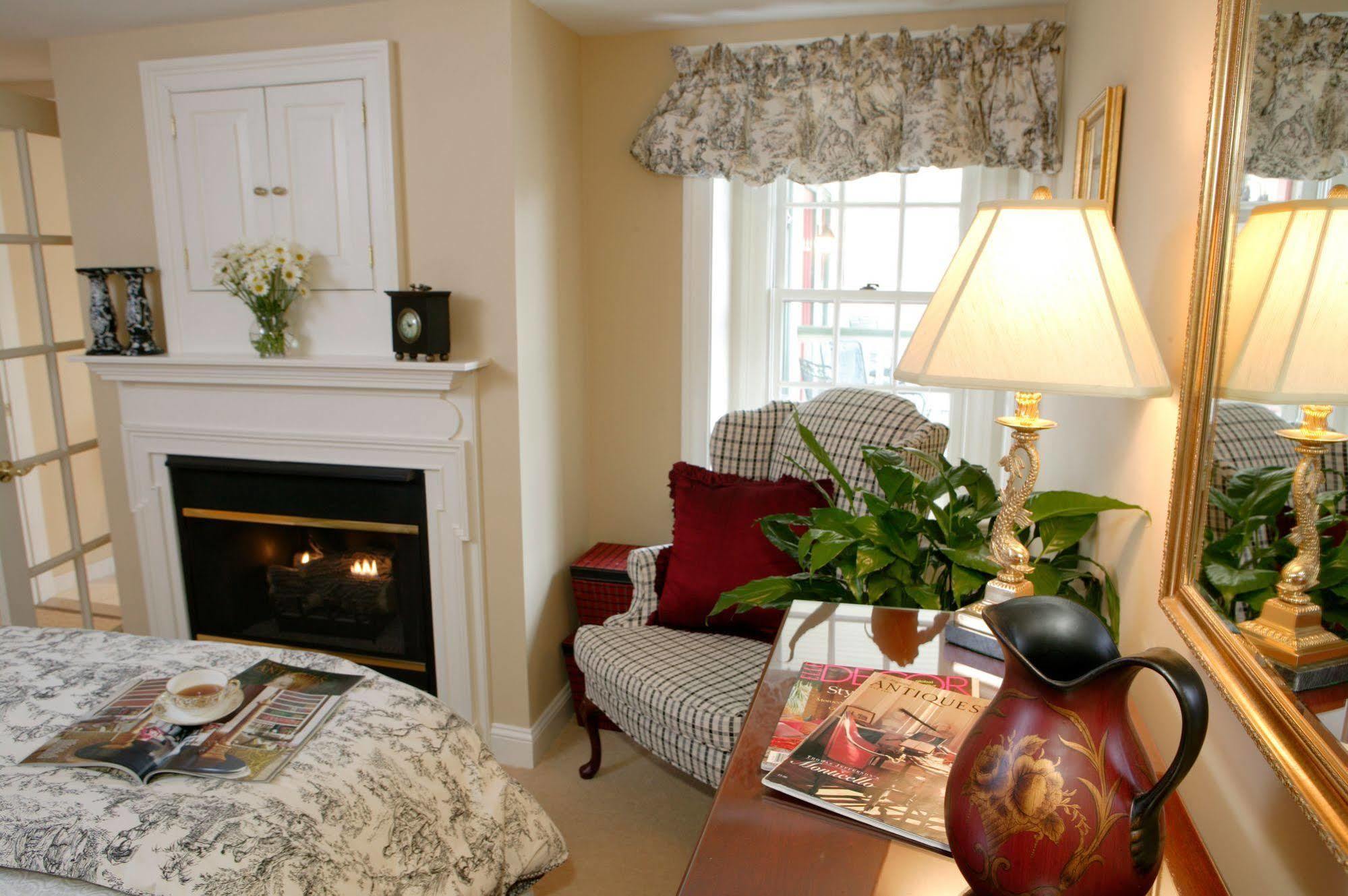 House 4* Lambertville